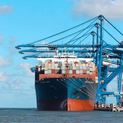 Continuous Tracking International Sea Shipping From China To UK Sea Freight